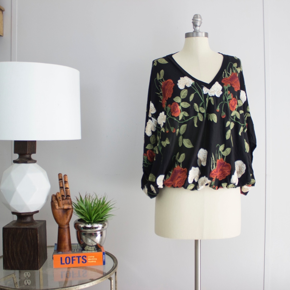 Anthro Akemi + Kin Allora Embroidered Top